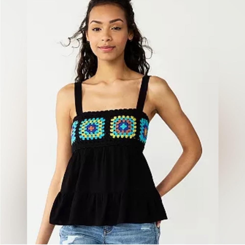 NWT Black Granny Square Crochet Babydoll Top, Size Medium